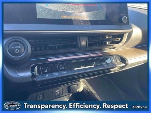 Certified 2023 Toyota Prius XLE image 29