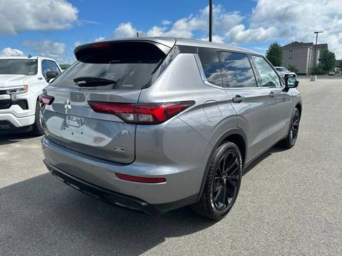 Used 2023 Mitsubishi Outlander SEL Black Edition AWD/4WD image 6