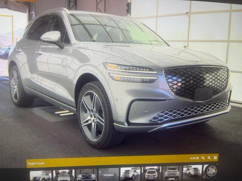 Certified 2026 Genesis Electrified GV70 Advanced AWD/4WD image 3