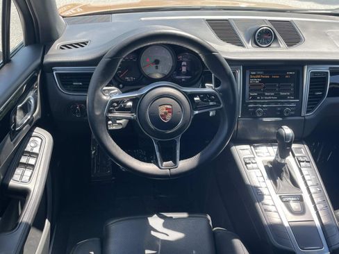 Used 2015 Porsche Macan S AWD/4WD image 11