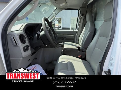 Used 2024 Ford E-350 and Econoline 350 Super Duty w/ Power Windows & Locks Group RWD image 5