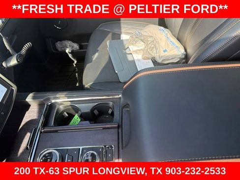 Used 2024 Ford Expedition Max Platinum AWD/4WD image 16