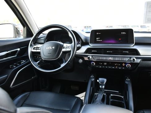 Used 2022 Kia Telluride S AWD/4WD image 21