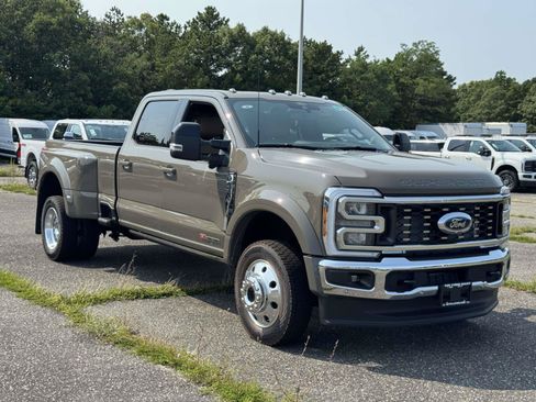 New 2026 Ford F450 Lariat w/ Lariat Ultimate Package AWD/4WD image 2