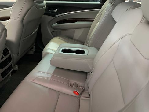 Used 2020 Acura MDX SH-AWD image 5