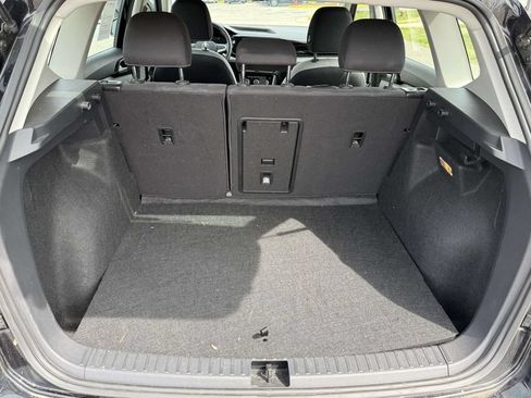 Used 2023 Volkswagen Taos S w/ Driver Assistance Package AWD/4WD image 17