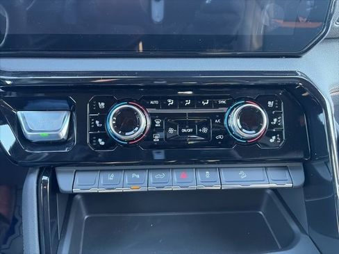 New 2026 GMC Sierra 2500 AT4 w/ AT4 Premium Plus Package image 23