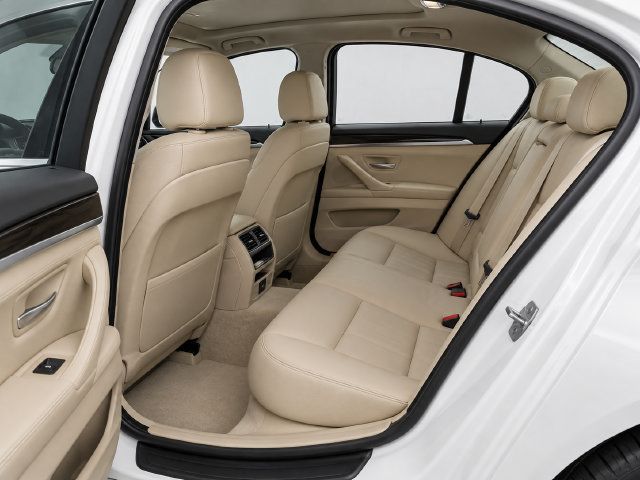Used 2015 BMW 535i Sedan RWD image 10