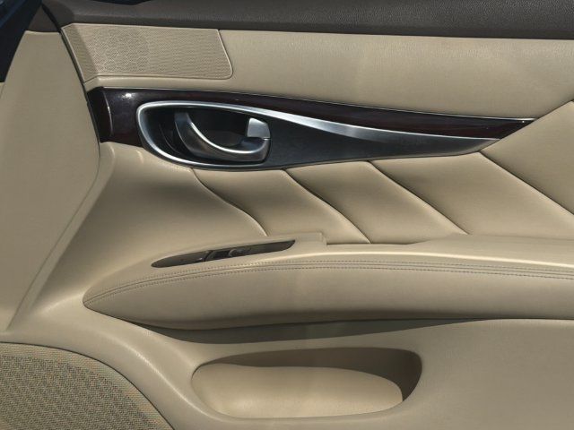 Used 2011 INFINITI M37 w/ Premium Pkg RWD image 17