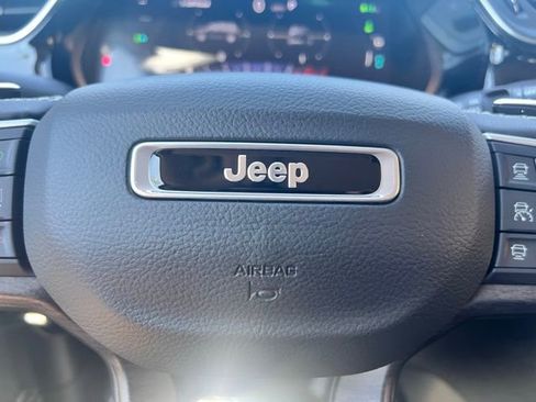 Used 2023 Jeep Grand Cherokee 4WD 4xe image 24