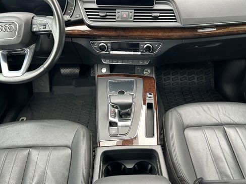 Used 2020 Audi Q5 2.0T Premium Plus w/ Premium Plus Package image 12