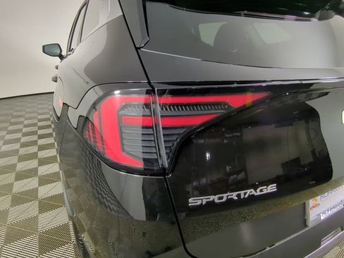 New 2026 Kia Sportage LX image 32