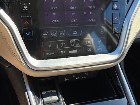 Used 2022 Subaru Legacy Premium image 16