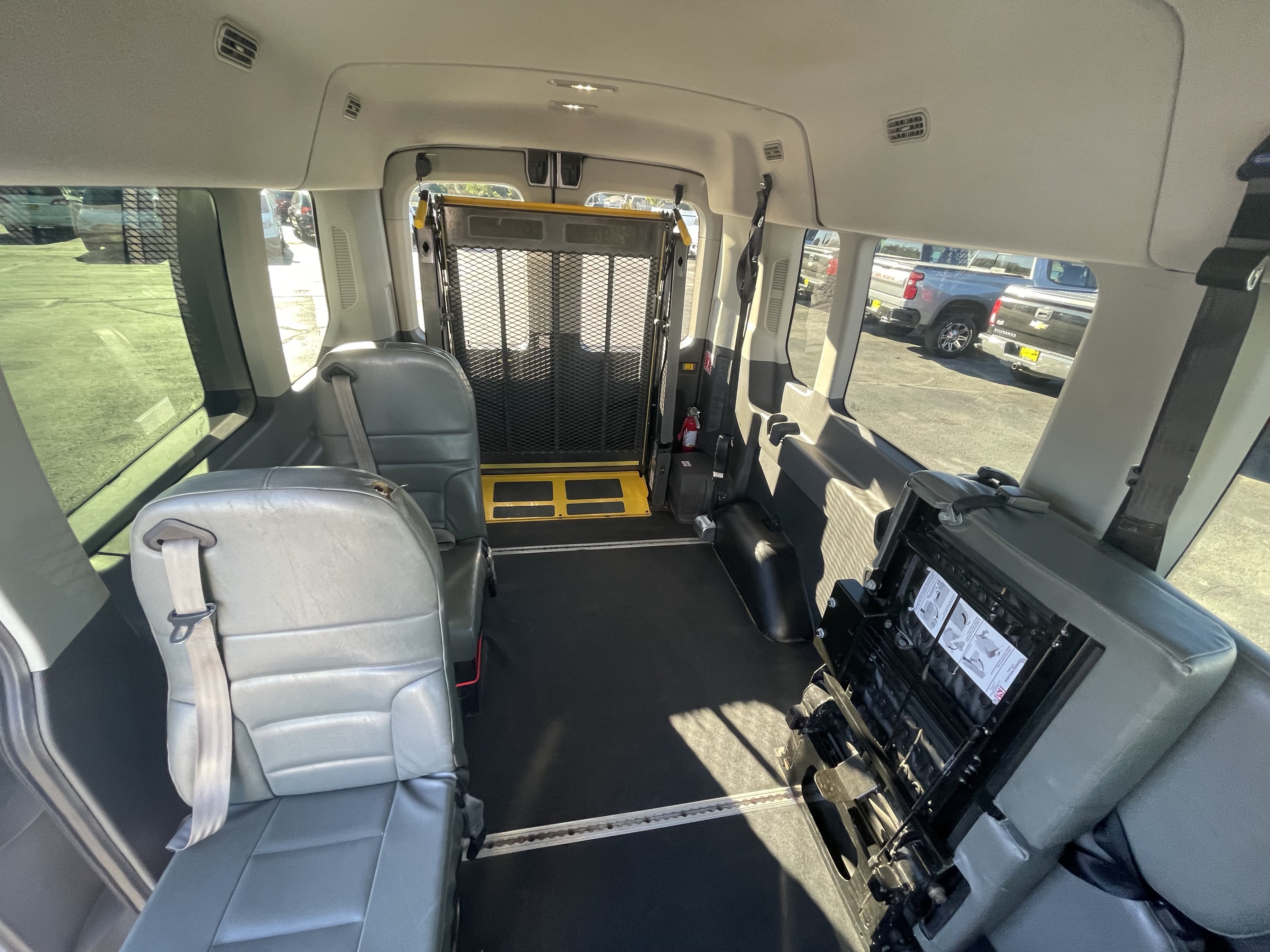 Used 2021 Ford Transit 350 XLT AWD/4WD image 14