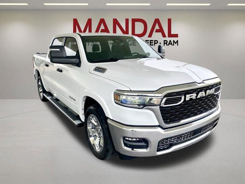Used 2025 RAM 1500 Big Horn RWD image 3