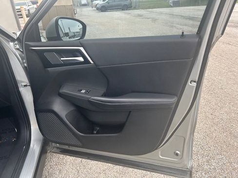 Certified 2020 Ford Escape SEL FWD image 18
