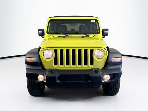 Used 2023 Jeep Wrangler Unlimited Sport AWD/4WD image 2