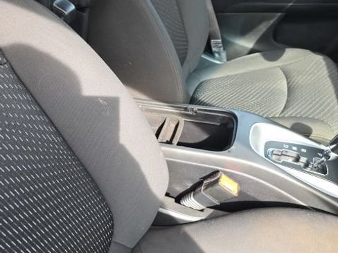 Used 2018 Dodge Journey SE w/ Popular Equipment Group FWD image 32