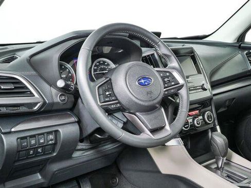 Used 2024 Subaru Forester Premium AWD/4WD image 4