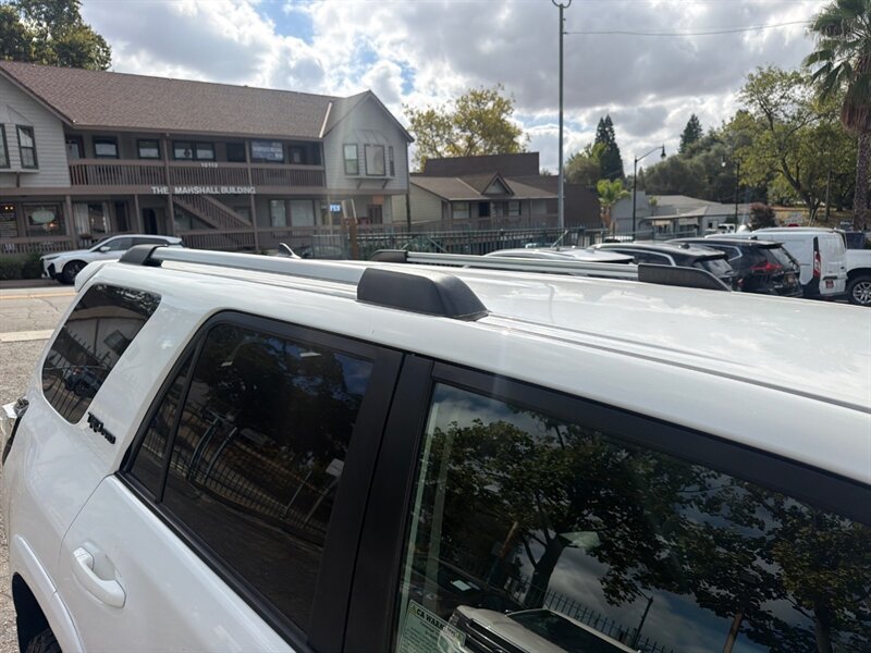 Used 2015 Toyota 4Runner TRD Pro AWD/4WD image 30