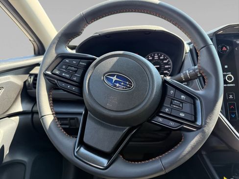 Used 2025 Subaru Crosstrek 2.5i Limited w/ Crosstrek Mirror Package image 23