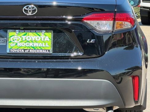 Used 2026 Toyota Corolla LE FWD image 5