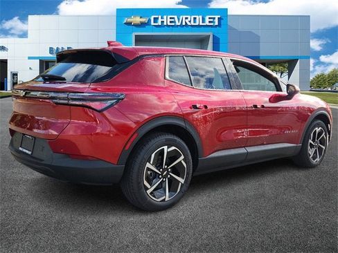 New 2026 Chevrolet Equinox EV LT image 3