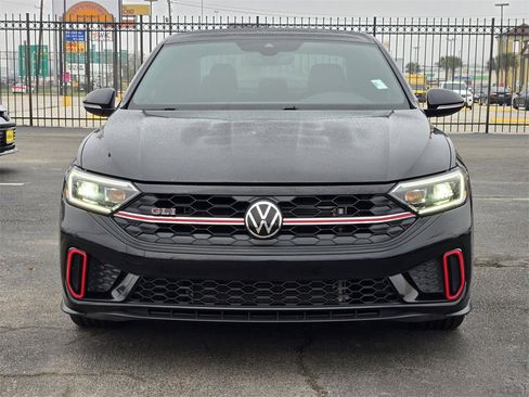 Used 2023 Volkswagen Jetta GLI Autobahn image 2