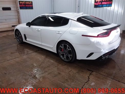 Used 2021 Kia Stinger GT2 image 6