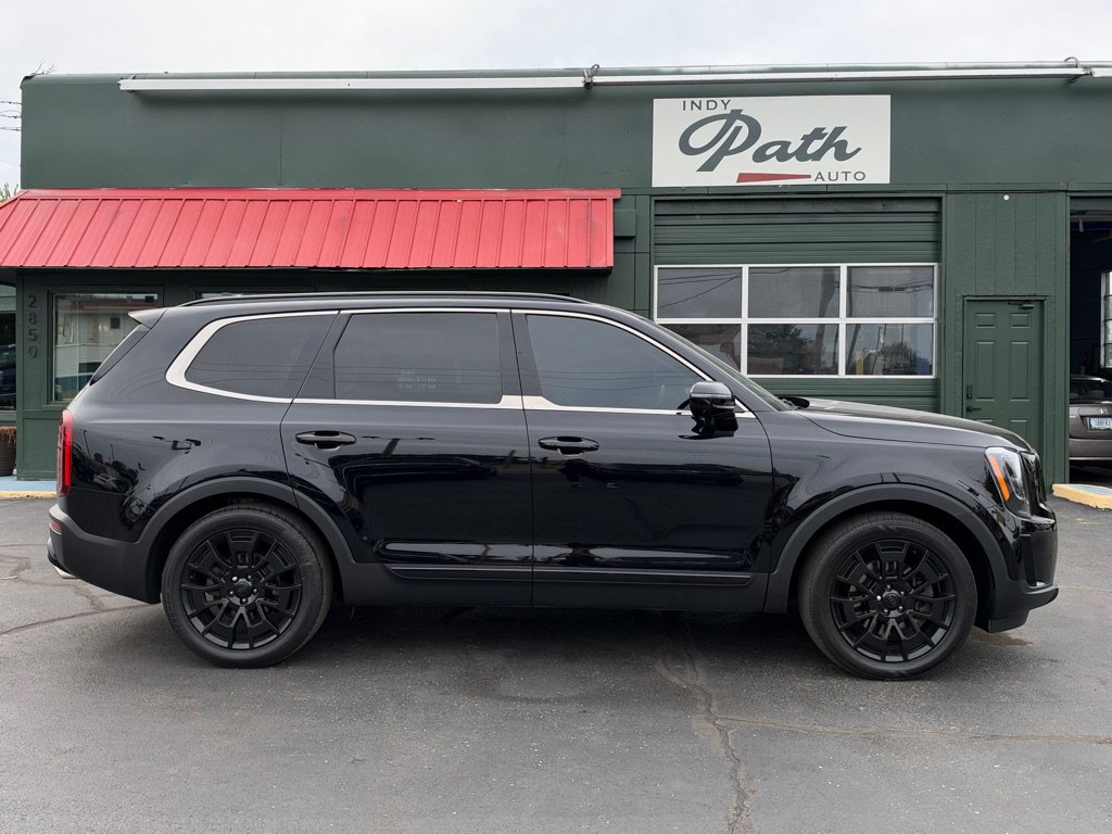 Used 2021 Kia Telluride SX w/ Nightfall Edition Package AWD/4WD image 4