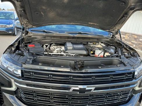 Used 2021 Chevrolet Suburban RST w/ Rear Media and Nav Package image 24