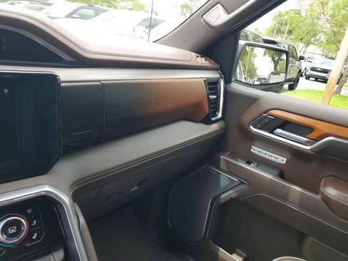 Used 2022 GMC Sierra 1500 Denali AWD/4WD image 27