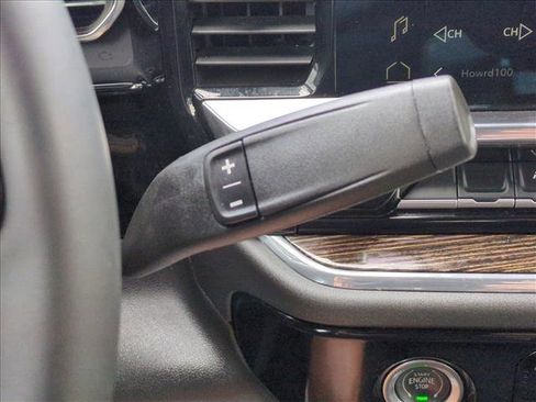 Used 2023 GMC Sierra 1500 Elevation image 12