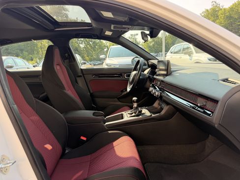 Used 2024 Honda Civic Si image 15