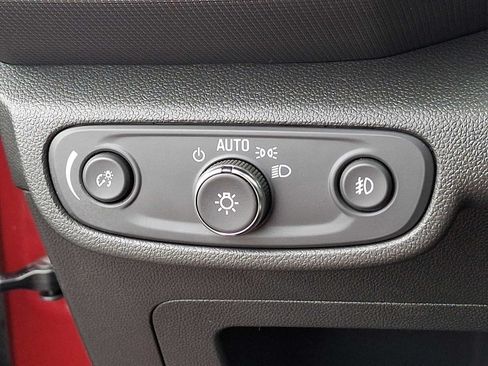 Used 2023 Chevrolet TrailBlazer RS FWD image 22