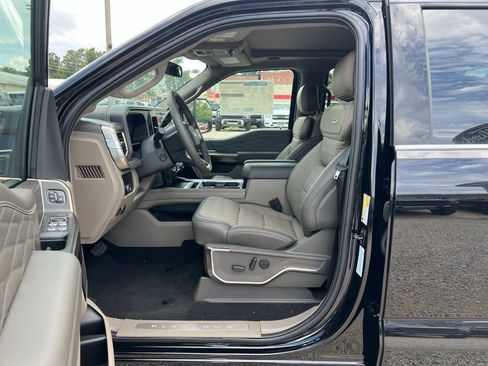 New 2025 Ford F350 Platinum w/ Platinum Plus Package AWD/4WD image 13