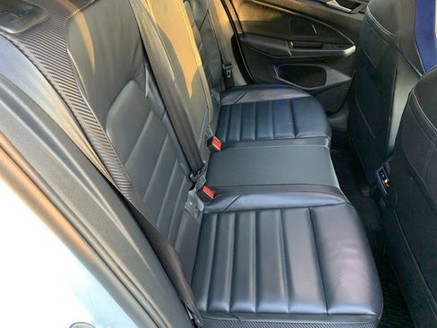 Used 2024 Volkswagen Golf R AWD/4WD image 15