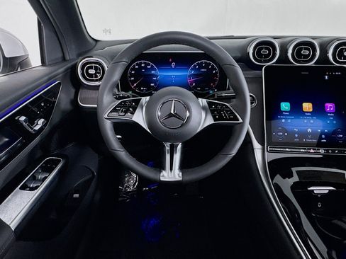 New 2026 Mercedes-Benz GLC 300 image 4