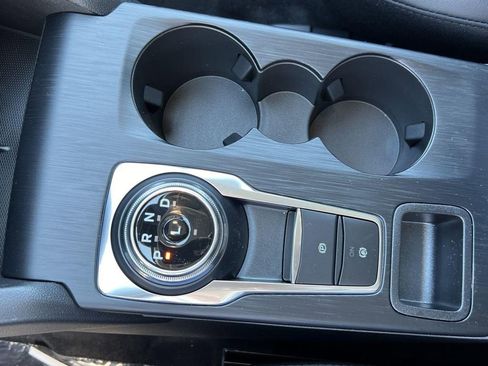 Used 2025 Ford Escape SE image 22