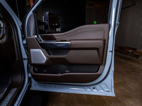 Used 2026 Ford F250 King Ranch w/ Chrome Package image 37