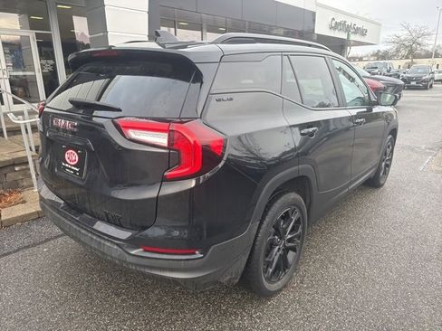 Used 2022 GMC Terrain SLE w/ Driver Convenience Package image 7