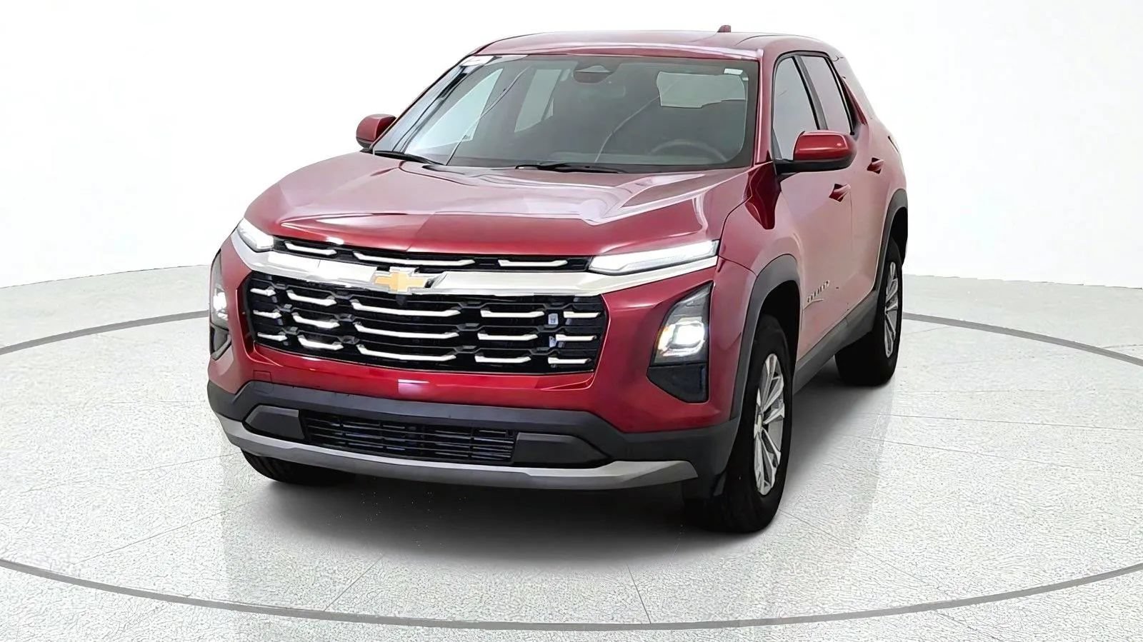Used 2026 Chevrolet Equinox LT w/ Convenience Package II FWD image 3