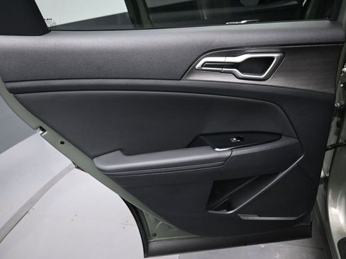 Used 2025 Kia Sportage X-Line w/ Premium Package image 31