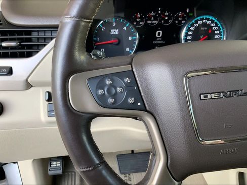Used 2019 GMC Yukon XL Denali w/ Denali Ultimate Package RWD image 23