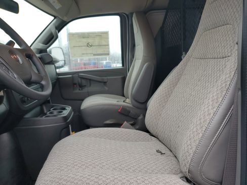 New 2025 GMC Savana 2500 w/ Driver Convenience Package image 26