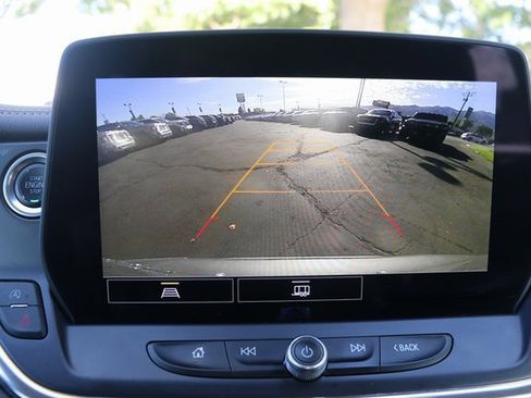 Used 2025 Chevrolet Blazer LT image 24