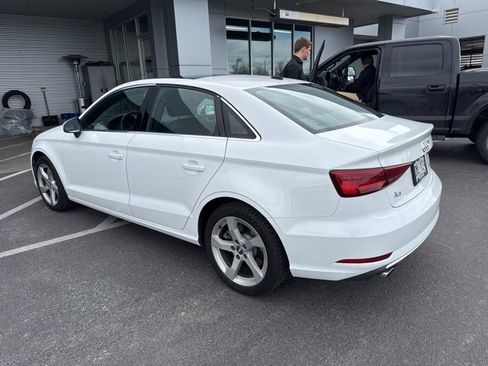Used 2019 Audi A3 2.0T Premium image 2