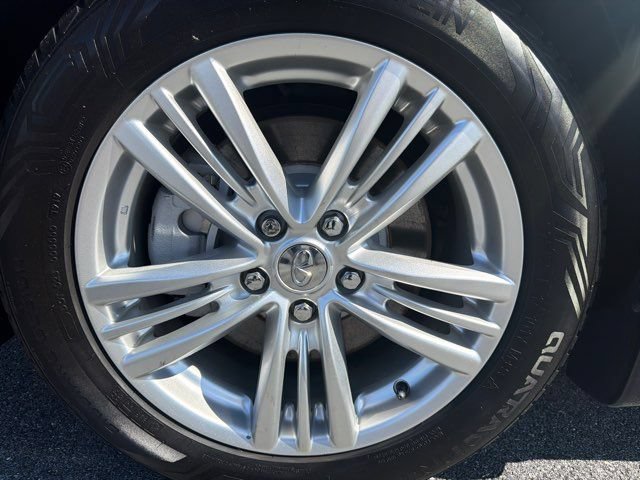 Used 2011 INFINITI G37 x Sedan w/ Premium Pkg AWD/4WD image 8