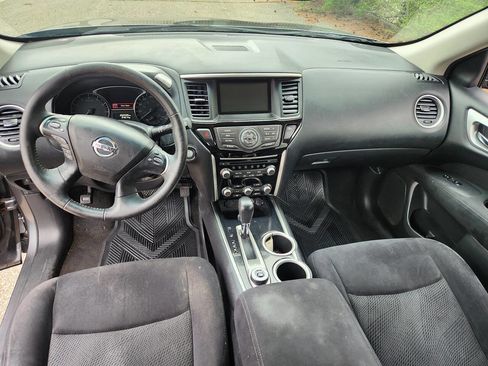 Used 2015 Nissan Pathfinder SV AWD/4WD image 15