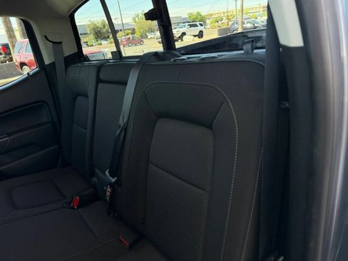 Used 2021 Chevrolet Colorado LT w/ LT Convenience Package image 43